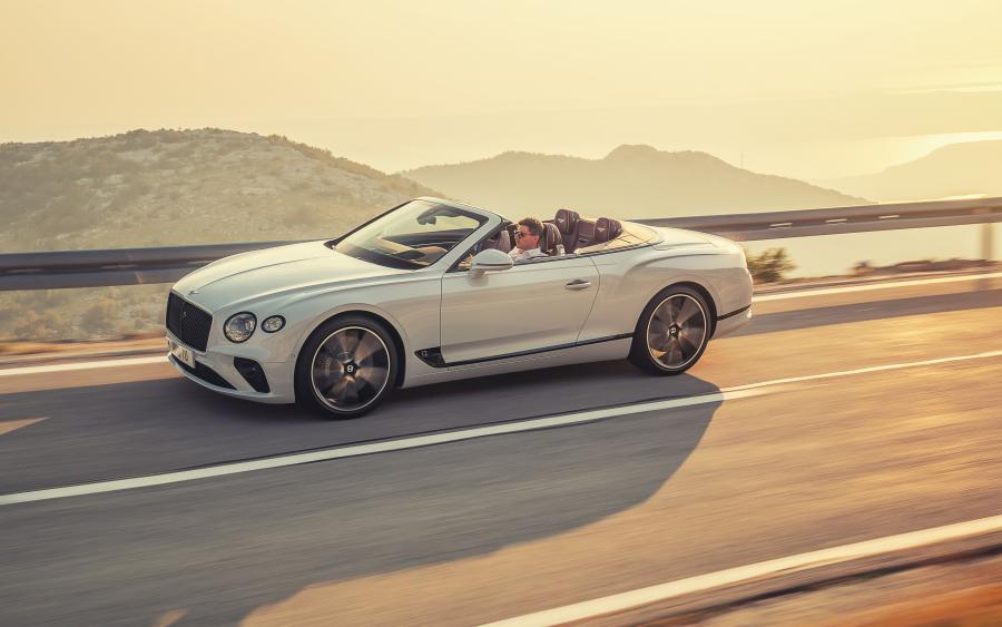  Bentley Continental GT Convertible 2019 года  (WW) (фото 4 из 46)
